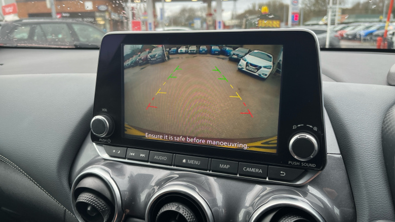 Nissan Juke 1.0 DiG-T 114 N-Connecta 5dr Petrol Hatchback